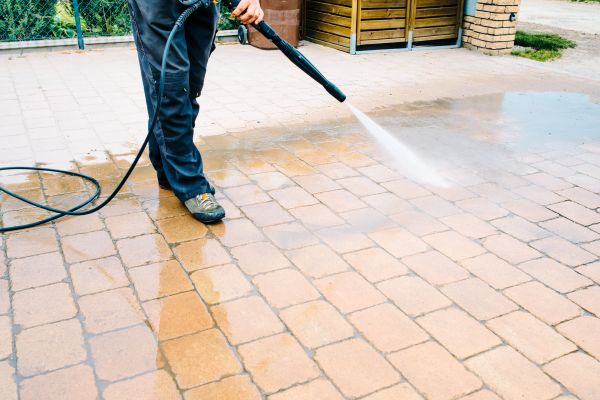 Pavement Staining in San Luis Obispo